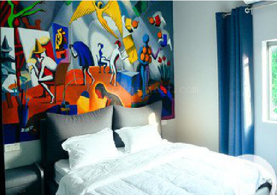 内黄对于酒店的墙体彩绘而言更注重哪些方面？